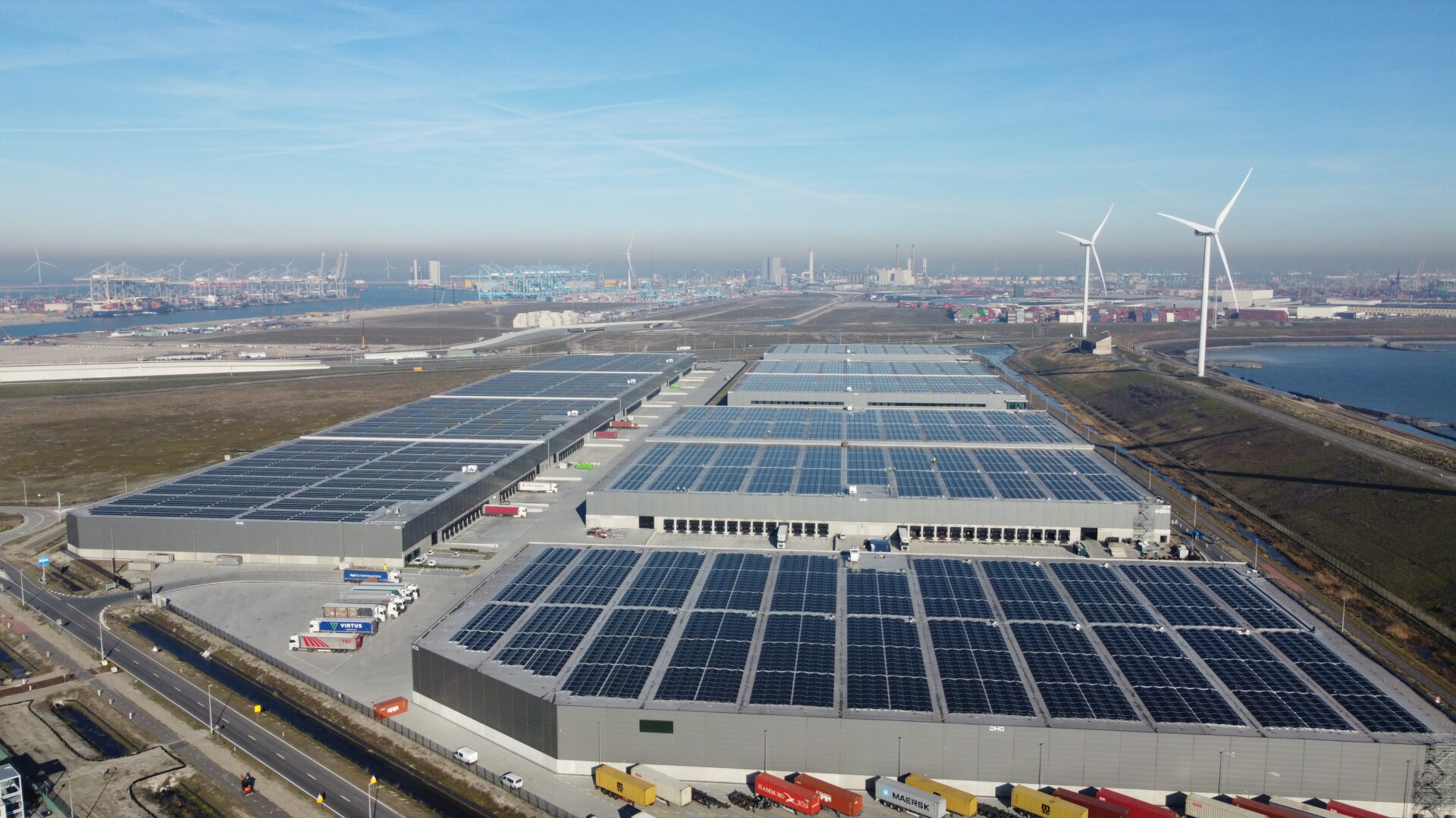 Solar rooftop_Maasvlakte Netherlands