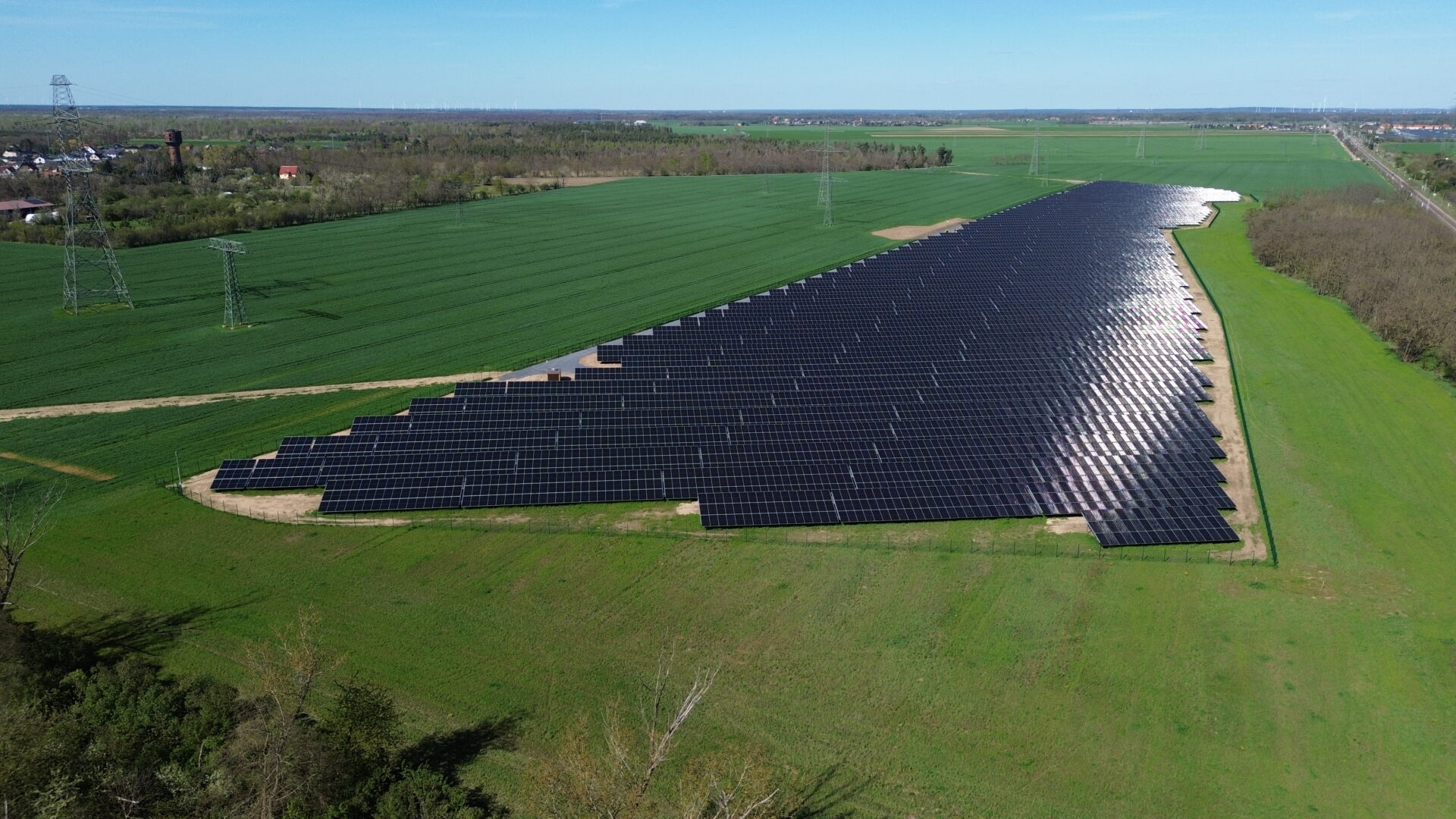 Solarpark Neudorf-Zeithain Drohnenaufnahme
